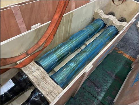 IRS R-16/95 Oś kolejowa Dia 840 mm Oś półwykończona dla wagonów kolejowych